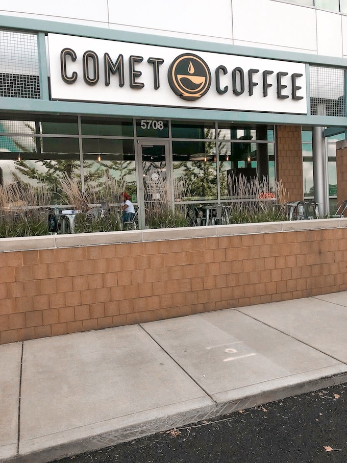 Comet Coffee Outside